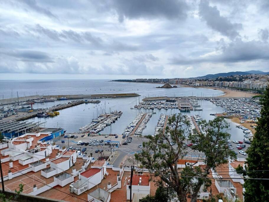 Apartamento Blanes Playa Екстериор снимка